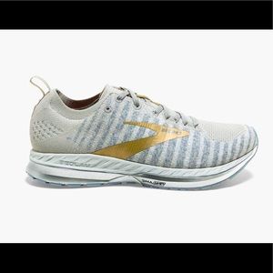 Brooks Bedlam 2 shoes- Brand new!